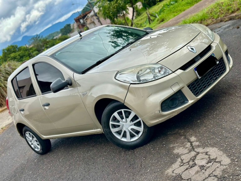 RENAULT - SANDERO - 2012/2012 - Bronze - R$ 26.900,00