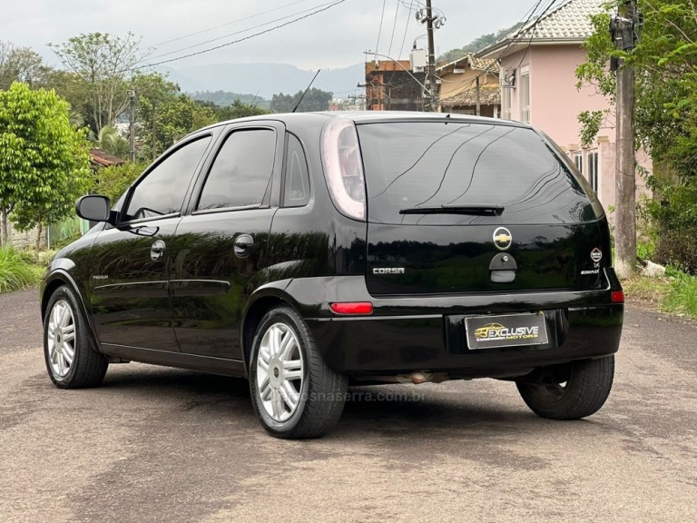 CHEVROLET - CORSA - 2009/2009 - Preta - R$ 29.900,00