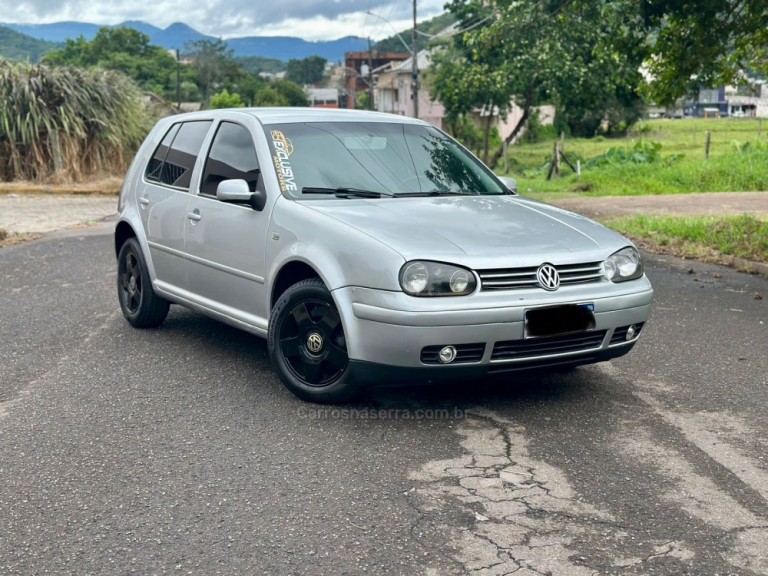 VOLKSWAGEN - GOLF - 2002/2002 - Cinza - R$ 26.900,00