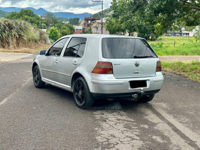 VOLKSWAGEN - GOLF - 2002/2002 - Cinza - R$ 26.900,00