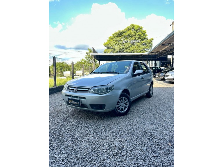 FIAT - PALIO - 2013/2014 - Cinza - R$ 34.900,00