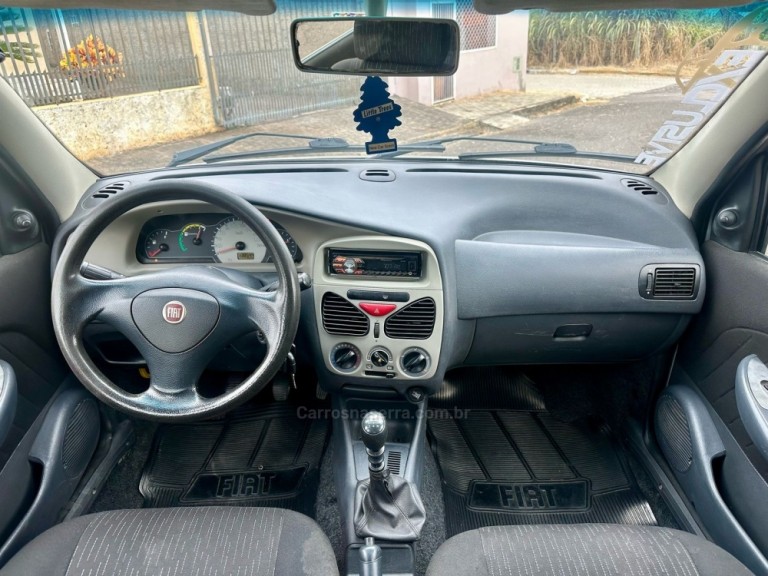 FIAT - PALIO - 2011/2011 - Várias - R$ 31.900,00