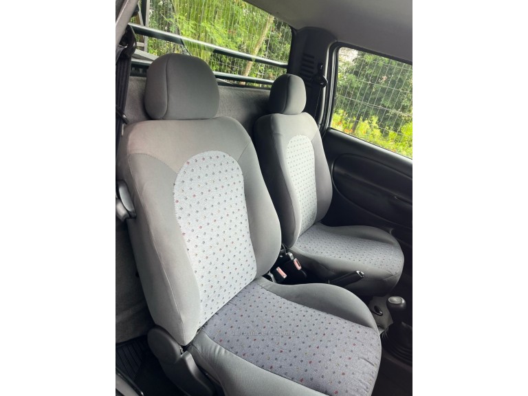 FORD - COURIER - 2004/2004 - Branca - R$ 23.900,00