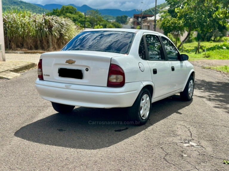 CHEVROLET - CLASSIC - 2009/2010 - Branca - R$ 21.900,00