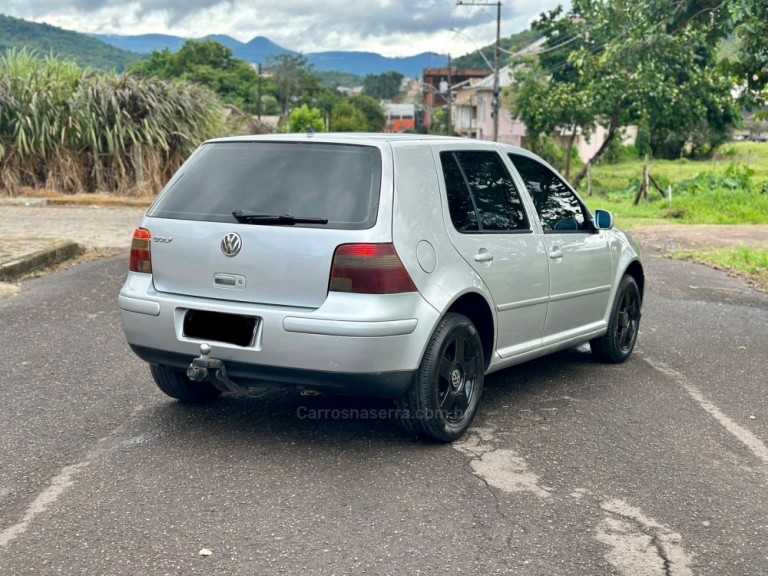 VOLKSWAGEN - GOLF - 2002/2002 - Cinza - R$ 26.900,00